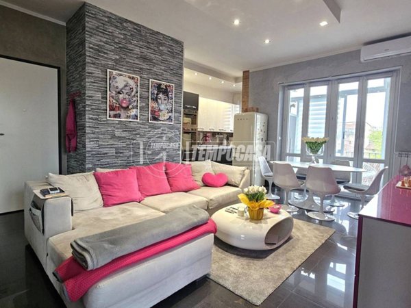 appartamento in vendita a Collegno in zona Leumann