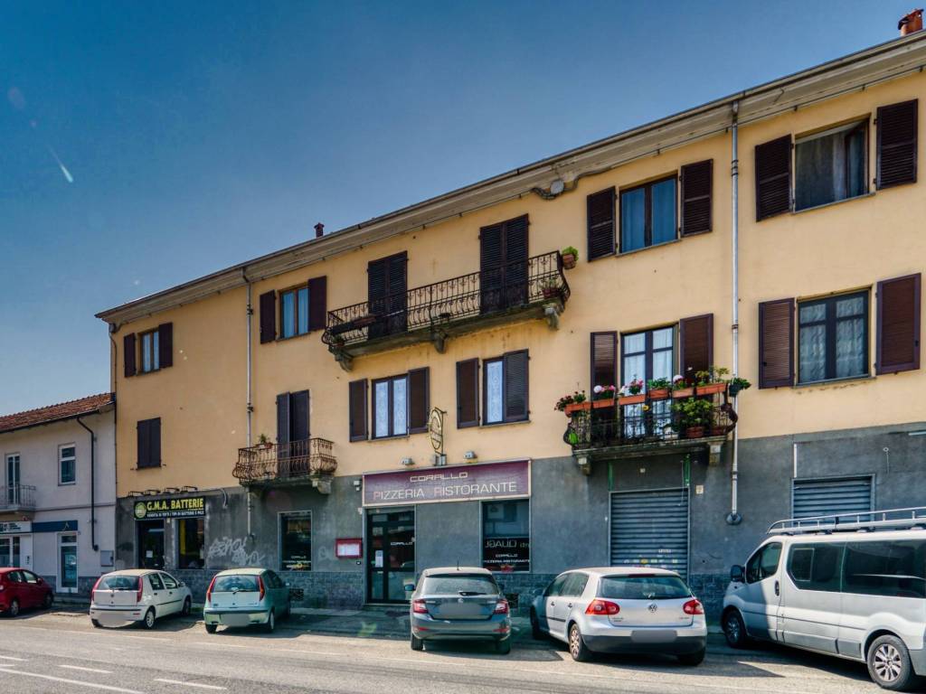 negozio in vendita a Collegno