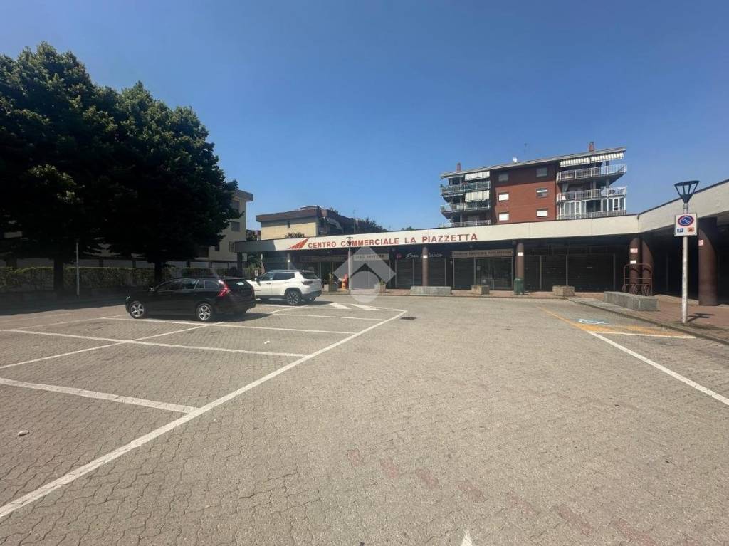negozio in vendita a Collegno