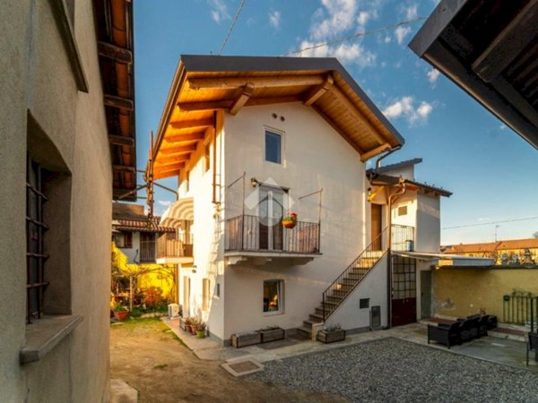 casa indipendente in vendita a Collegno
