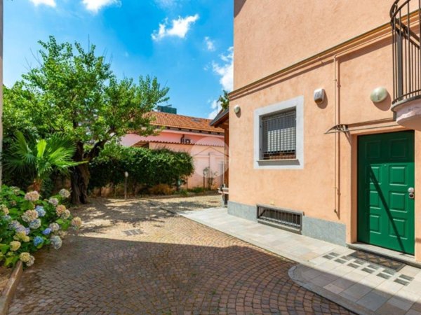 casa indipendente in vendita a Collegno