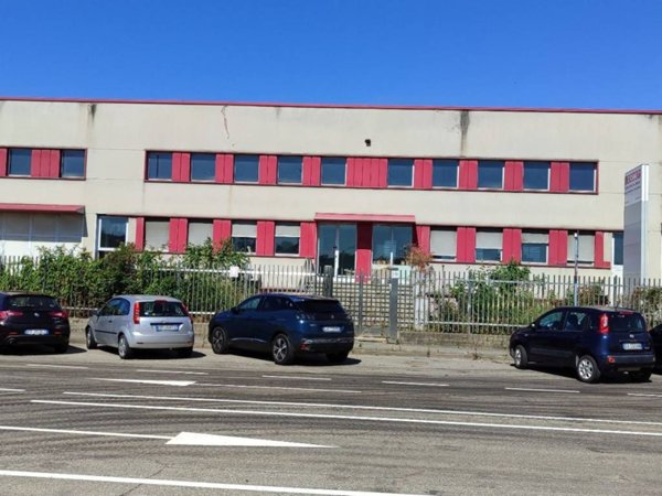 locale commerciale in vendita a Collegno