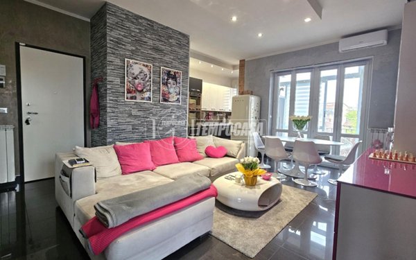 appartamento in vendita a Collegno in zona Leumann