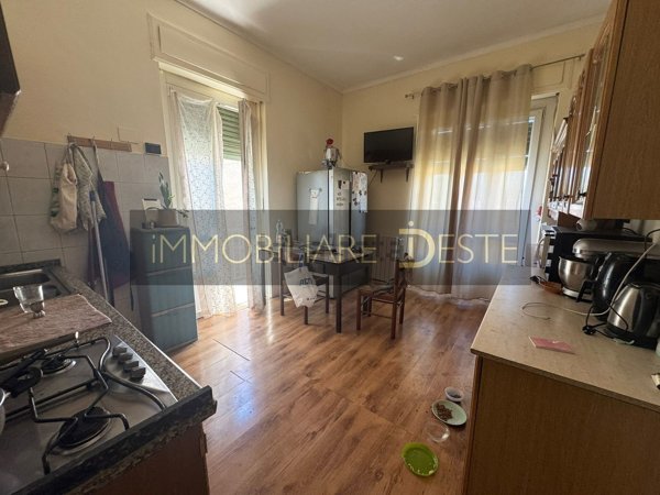 appartamento in vendita a Collegno in zona Leumann