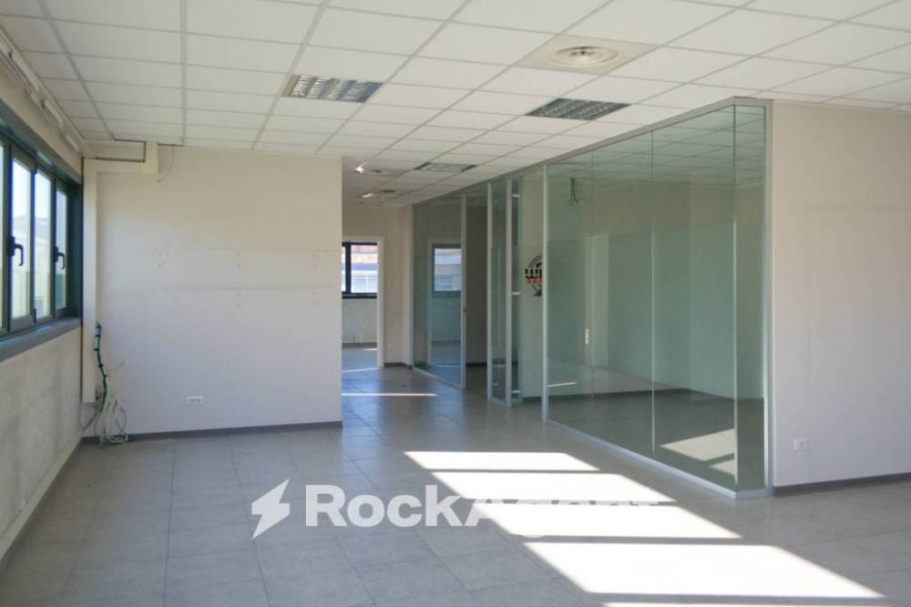 ufficio in vendita a Collegno in zona Leumann