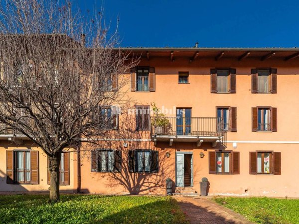 appartamento in vendita a Collegno in zona Savonera