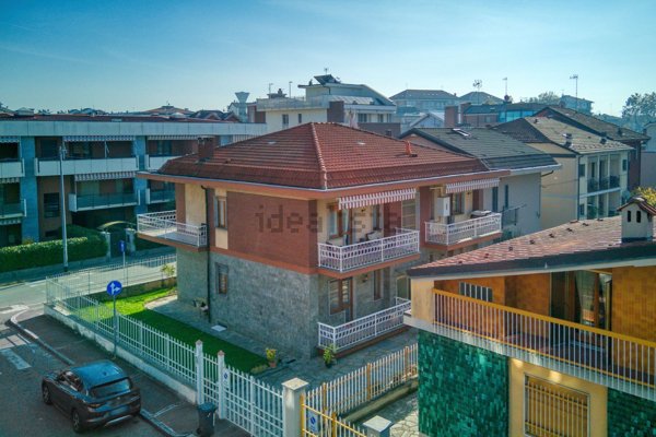 casa indipendente in vendita a Collegno