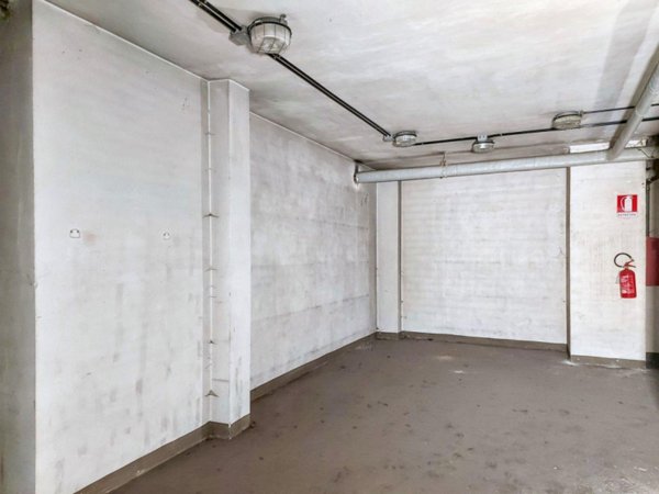 locale di sgombero in vendita a Collegno