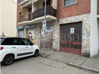 negozio in vendita a Collegno