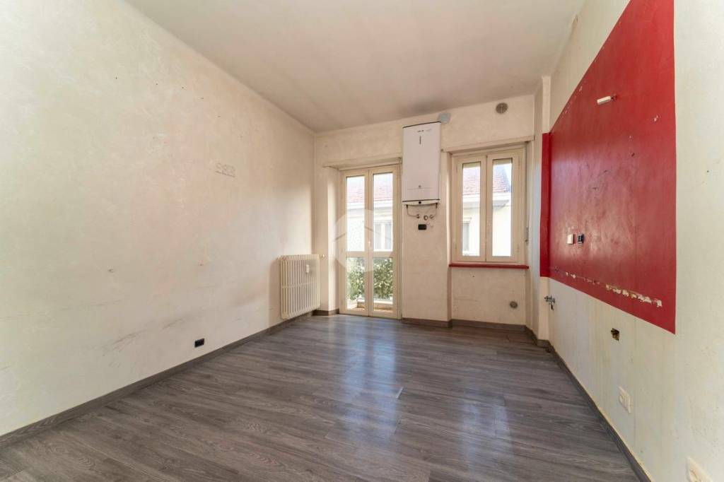 appartamento in vendita a Collegno in zona Leumann