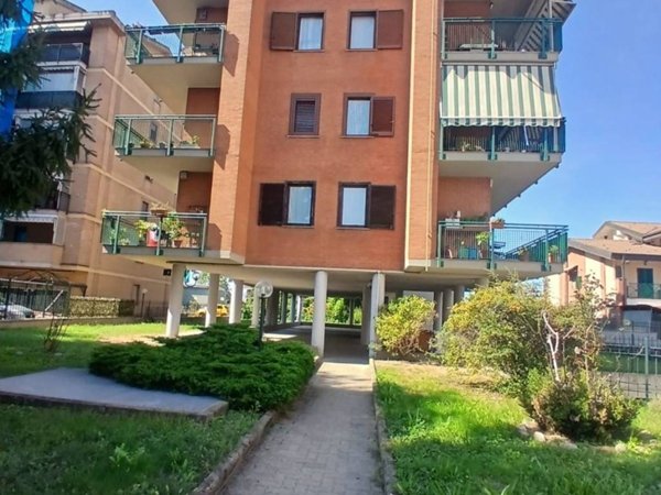 appartamento in vendita a Collegno in zona Savonera