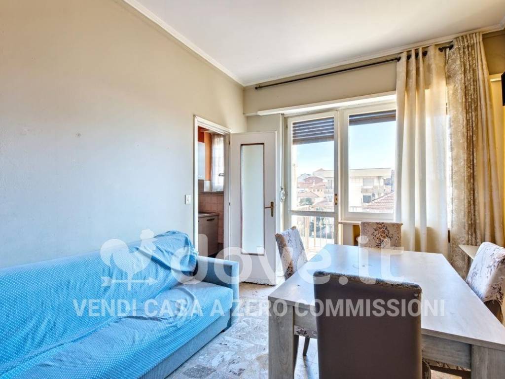 appartamento in vendita a Collegno in zona Leumann