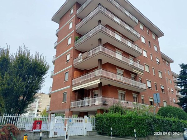 locale di sgombero in vendita a Collegno