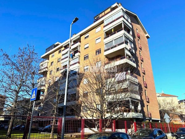 appartamento in vendita a Collegno in zona Savonera