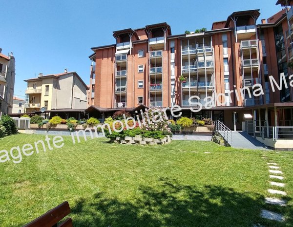 appartamento in vendita a Collegno in zona Leumann