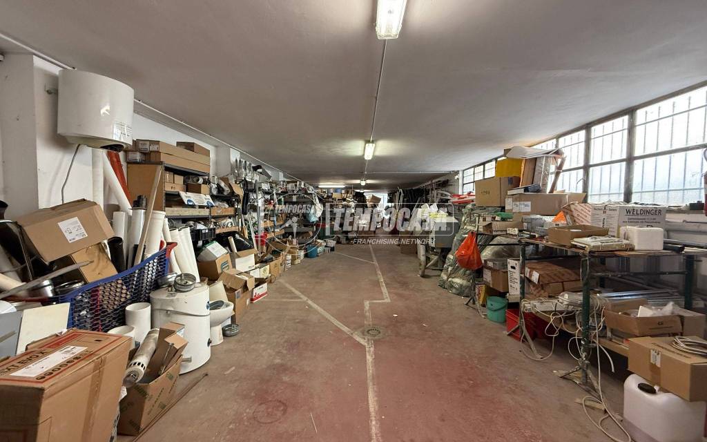 locale commerciale in vendita a Collegno