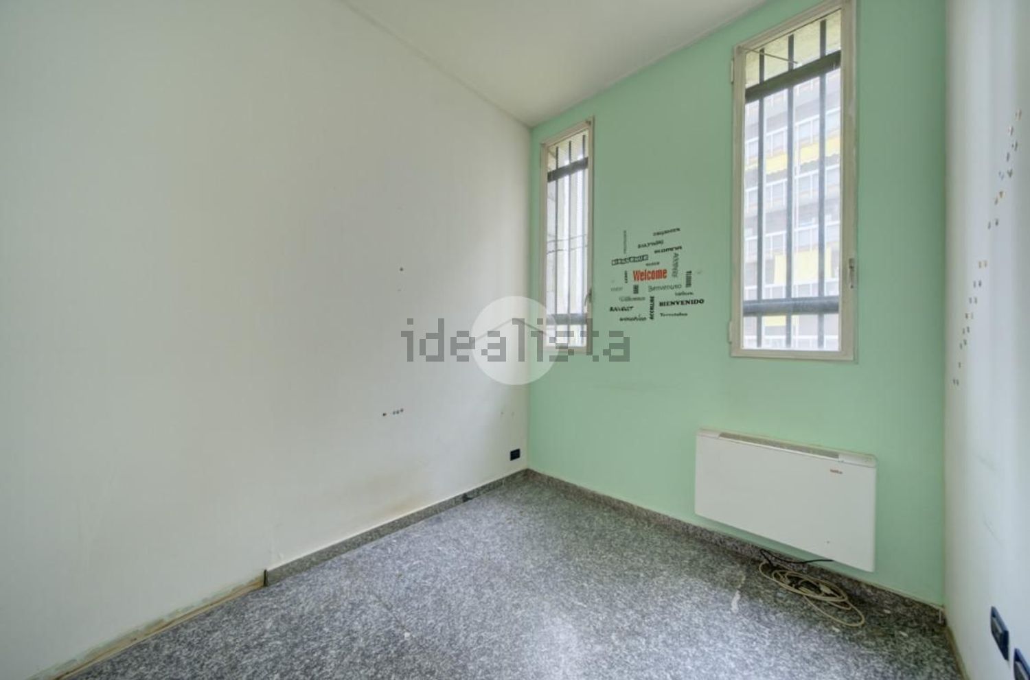 negozio in vendita a Collegno