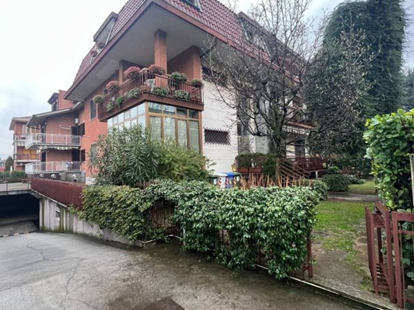 casa indipendente in vendita a Collegno