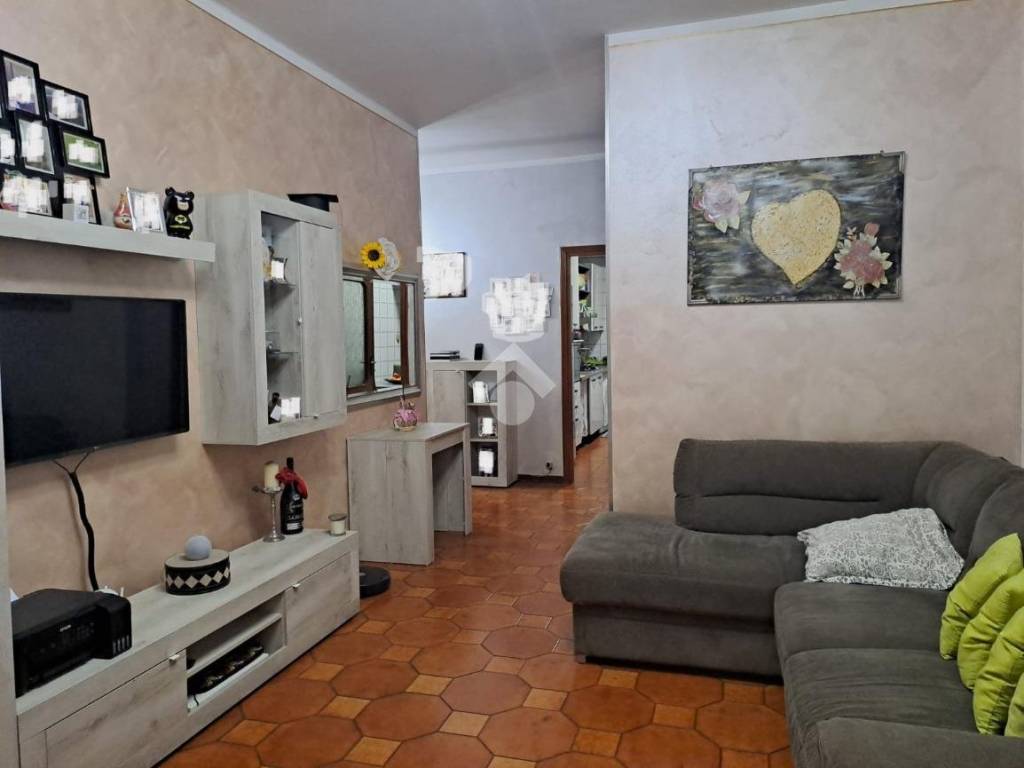 appartamento in vendita a Collegno in zona Savonera