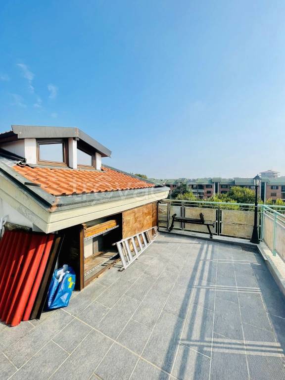 appartamento in vendita a Collegno in zona Savonera