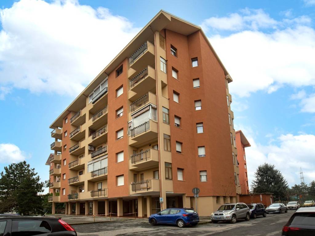 appartamento in vendita a Collegno in zona Savonera