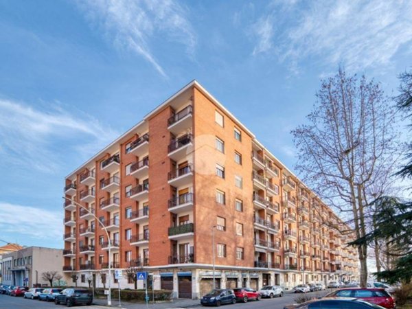 negozio in vendita a Collegno