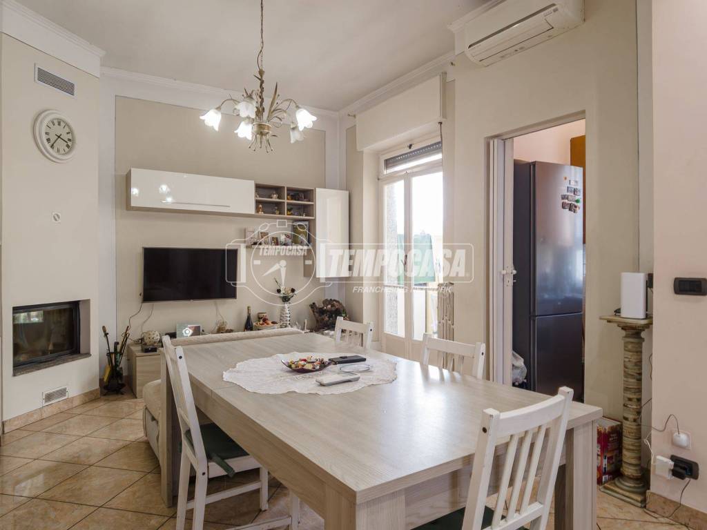 casa indipendente in vendita a Collegno