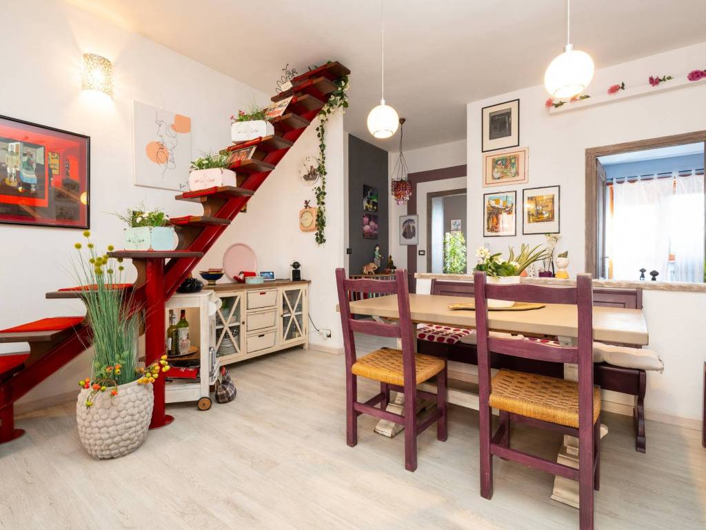 appartamento in vendita a Collegno in zona Savonera