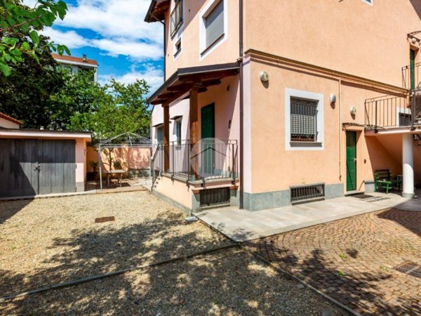 casa indipendente in vendita a Collegno