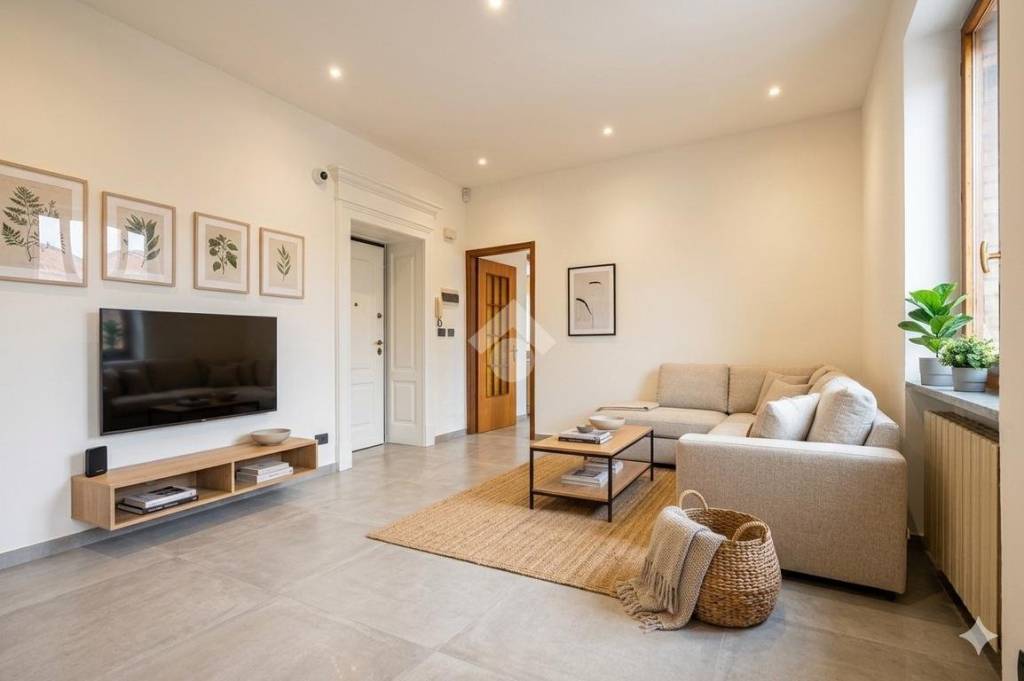 appartamento in vendita a Collegno in zona Leumann