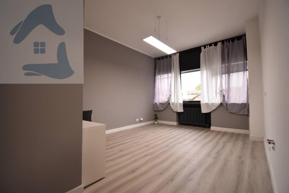 appartamento in vendita a Collegno in zona Savonera