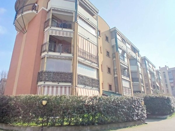 appartamento in vendita a Collegno in zona Savonera