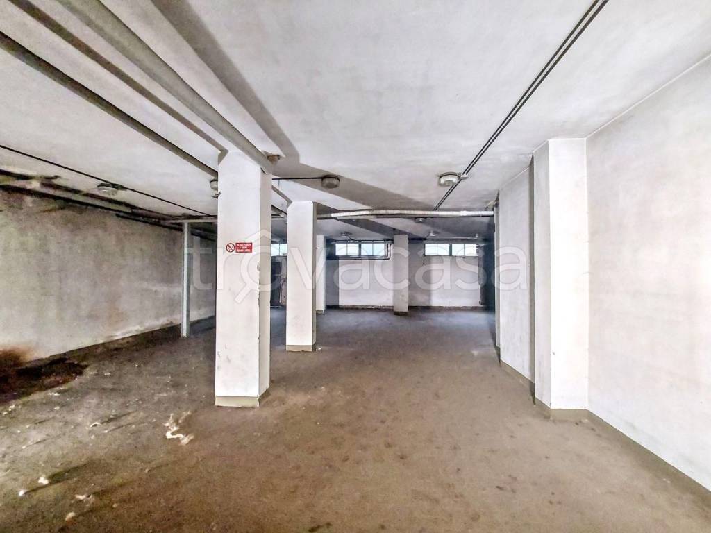 locale di sgombero in vendita a Collegno