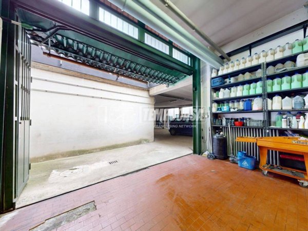 locale commerciale in vendita a Collegno