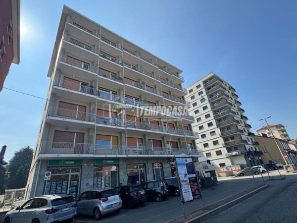 appartamento in vendita a Collegno in zona Leumann