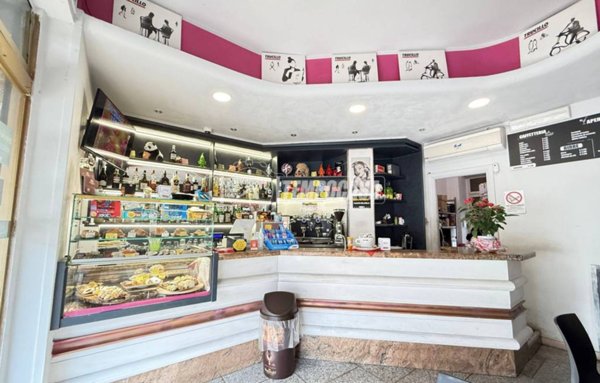 negozio in vendita a Collegno