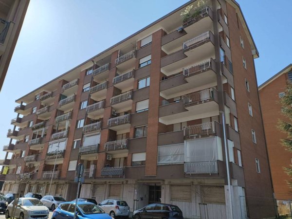 appartamento in vendita a Collegno in zona Savonera