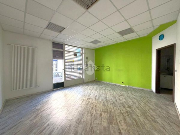 locale commerciale in vendita a Collegno