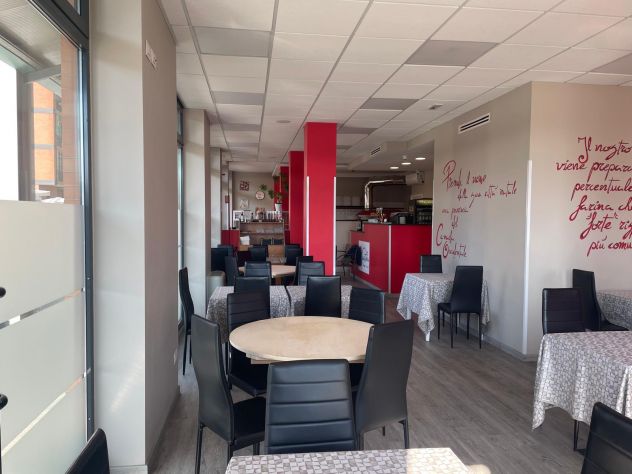 negozio in vendita a Collegno