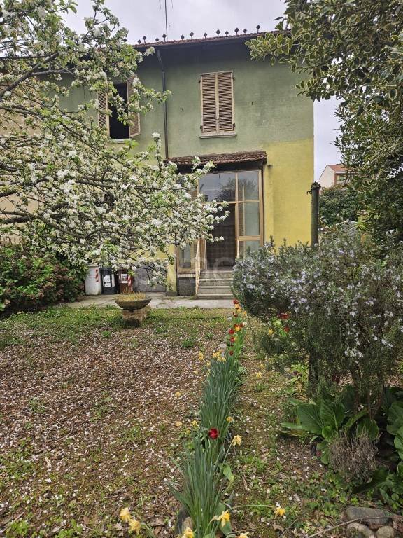casa indipendente in vendita a Collegno
