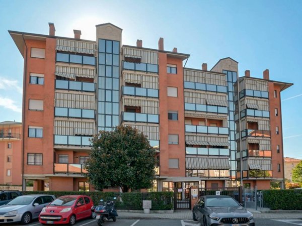 appartamento in vendita a Collegno in zona Savonera