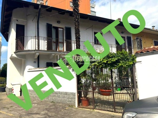 casa indipendente in vendita a Collegno
