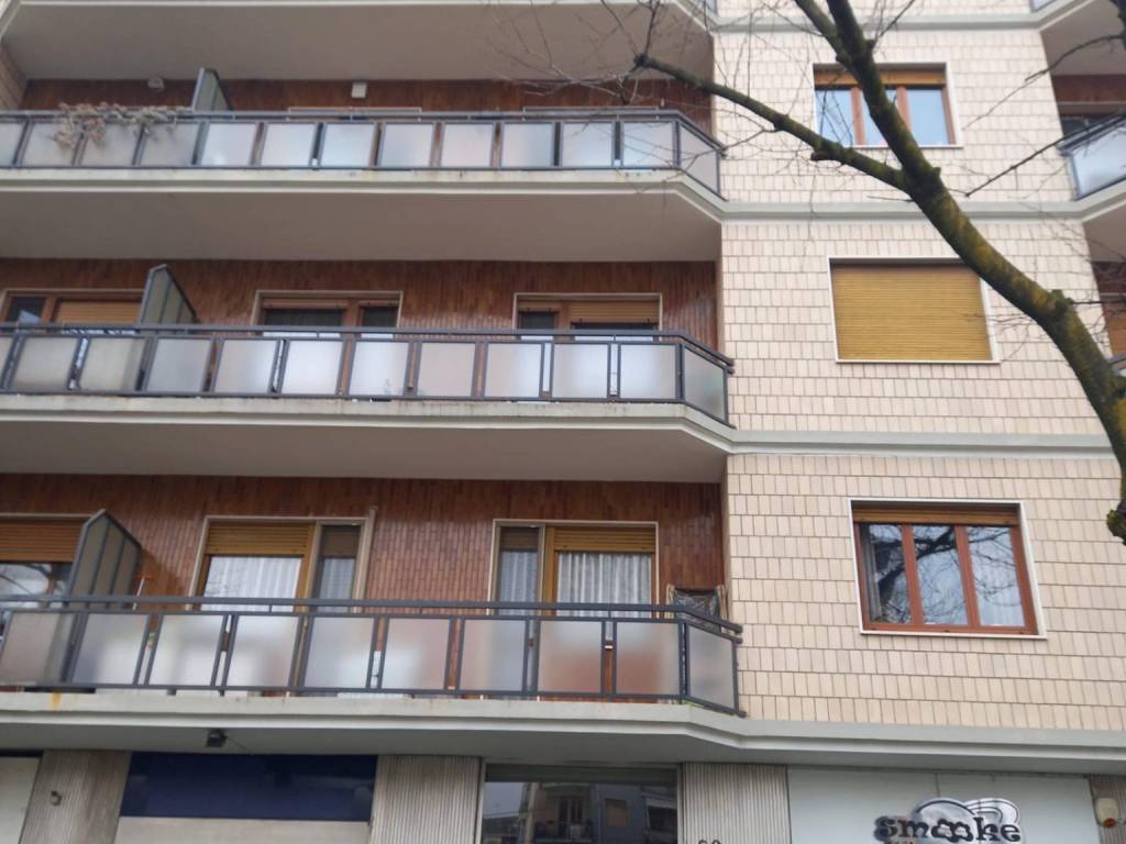 appartamento in vendita a Collegno in zona Leumann