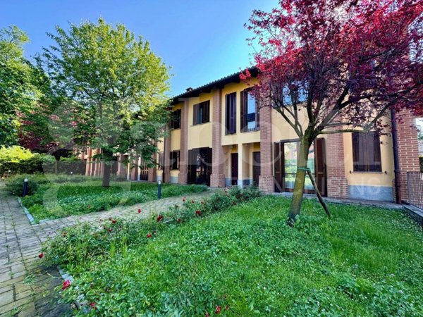 casa indipendente in vendita a Collegno in zona Savonera
