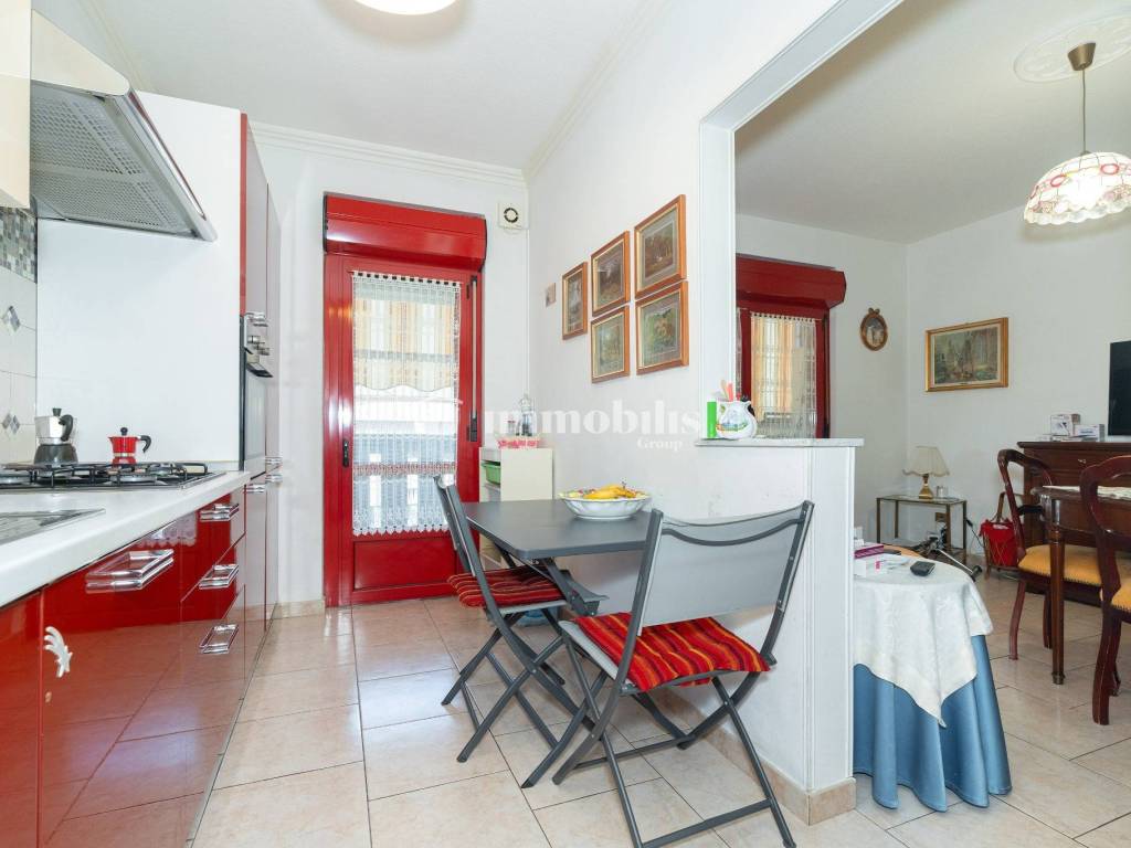 appartamento in vendita a Collegno in zona Savonera