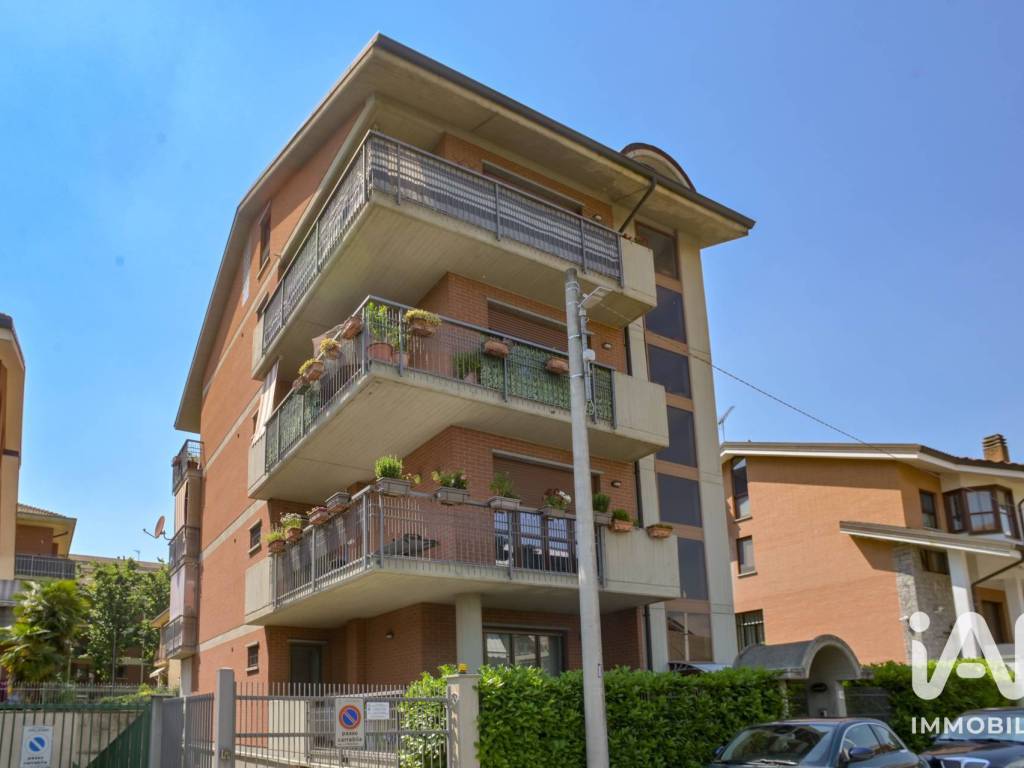 appartamento in vendita a Collegno in zona Savonera