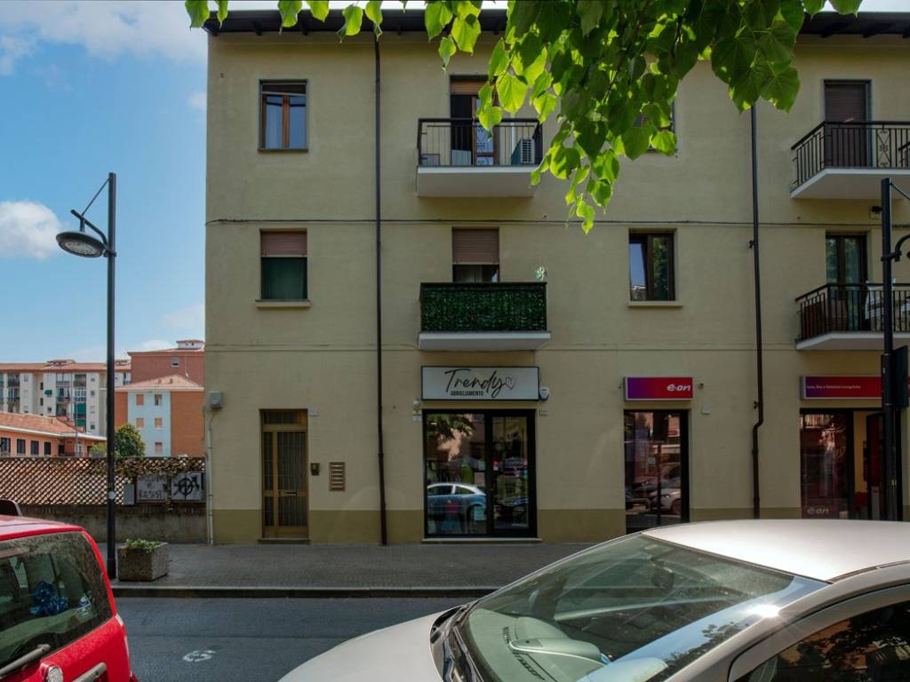 appartamento in vendita a Collegno in zona Leumann