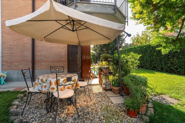 appartamento in vendita a Collegno in zona Leumann