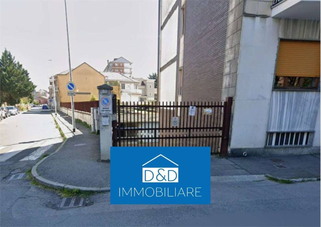 locale commerciale in vendita a Collegno