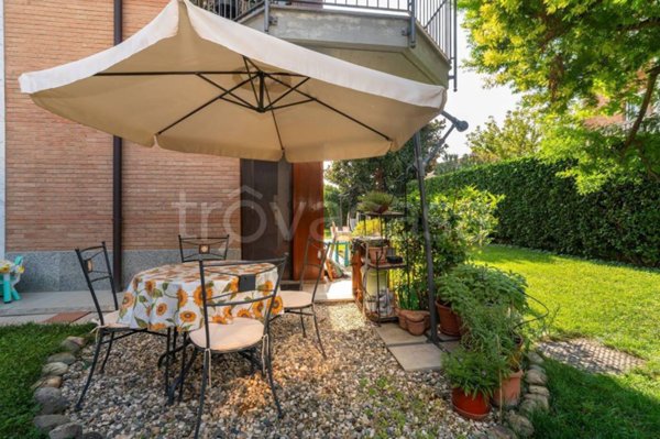 appartamento in vendita a Collegno in zona Leumann